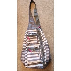 Thirty One Sling Bag Backpack Crossbody Grey Wave White Pink Striped Adjustable